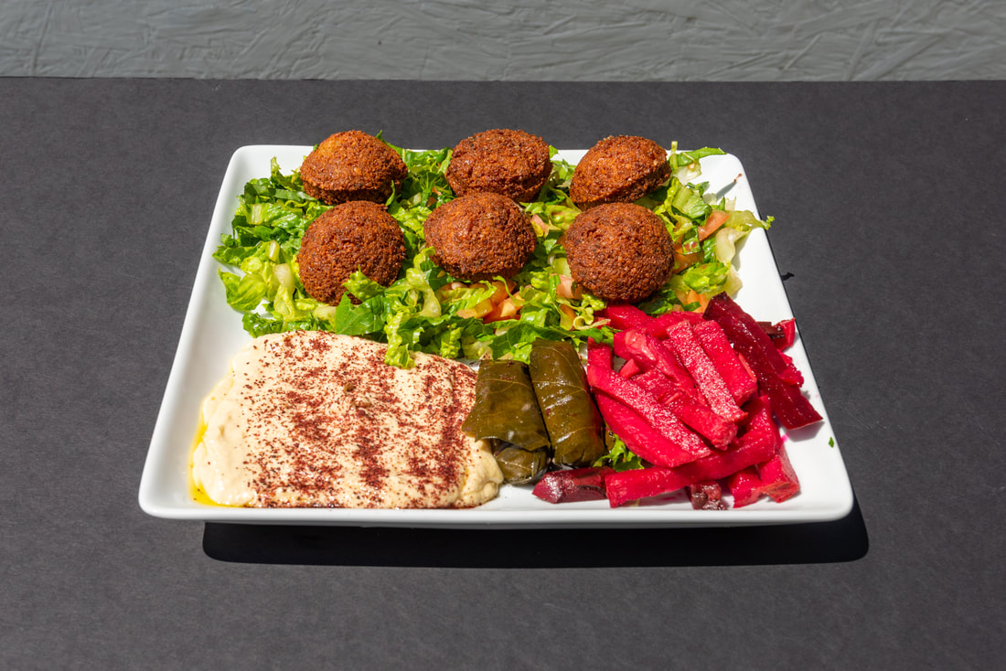 detailed photo of the falafel plate at Ameera