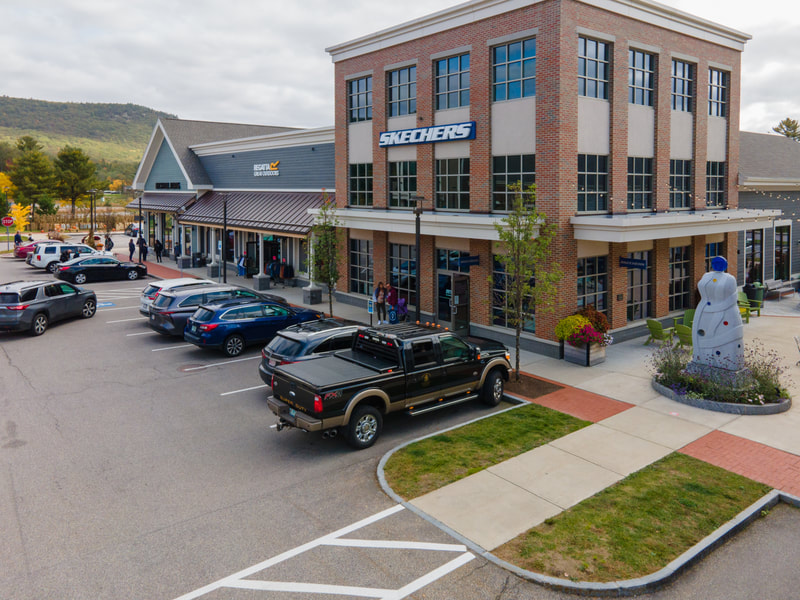 aerial image of the exterior for Sketchers in North Conway, New Hampshire for Settlers Green. 
